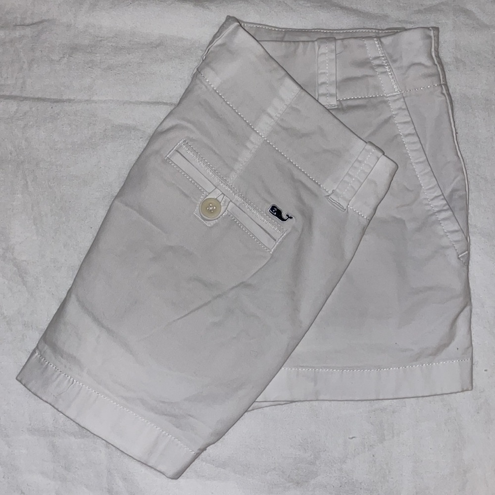 White Vineyard Vines Chino Shorts